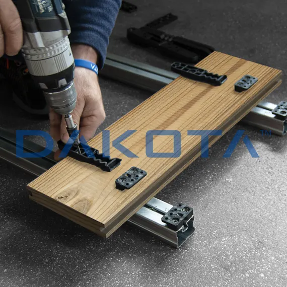 Dakota Quix System for invisible mounting deck planks